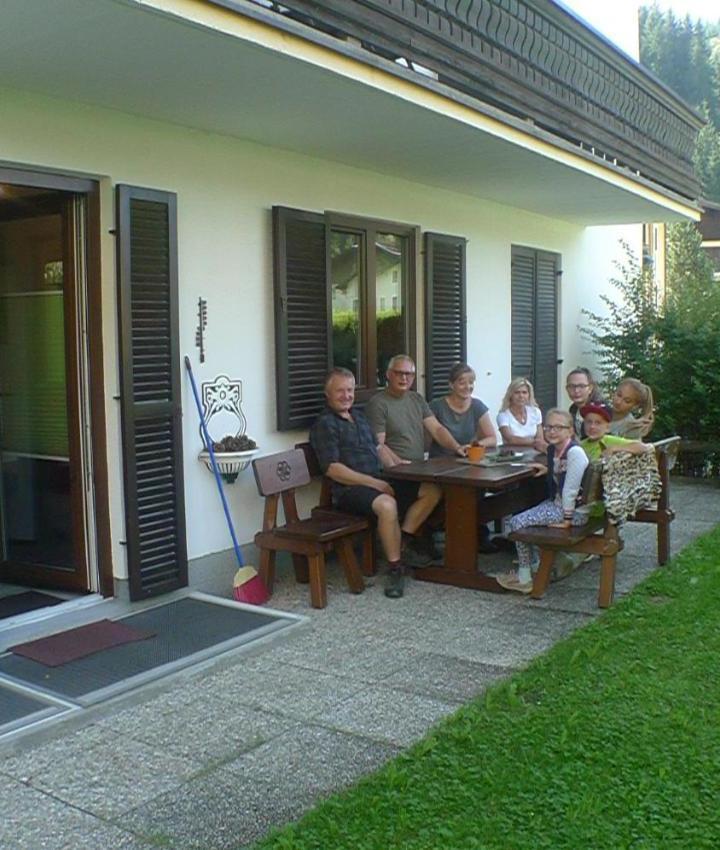 Two-Bedroom Apartment (1 large bed) - Free WiFi – Apartment Edith Top 1