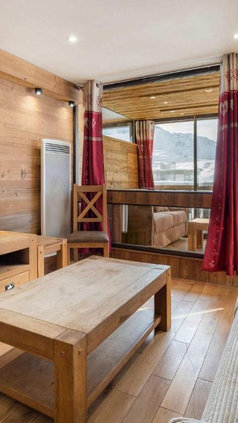 Cozy Renovated with Panoramic Mountain View – Val Thorens