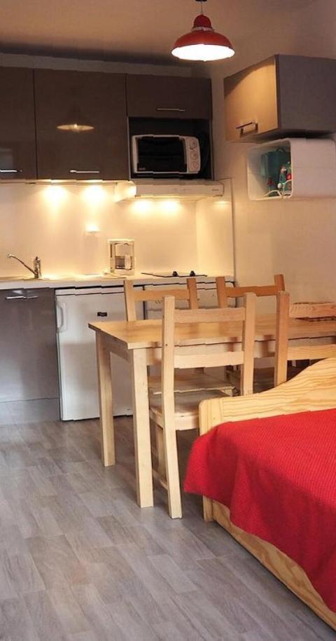 Residence Boedette D - Appartement Renove · Depart Et Retour Skis Aux Pieds · Balcon Mae-1214 – Les Menuires