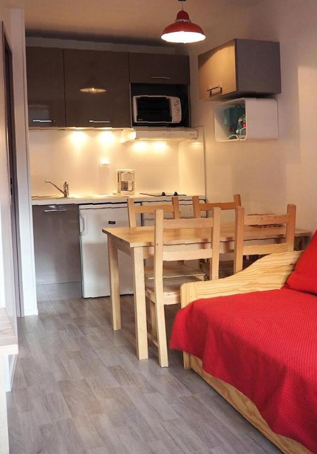 Residence Boedette D - Appartement Renove · Depart Et Retour Skis Aux Pieds · Balcon Mae-1214
