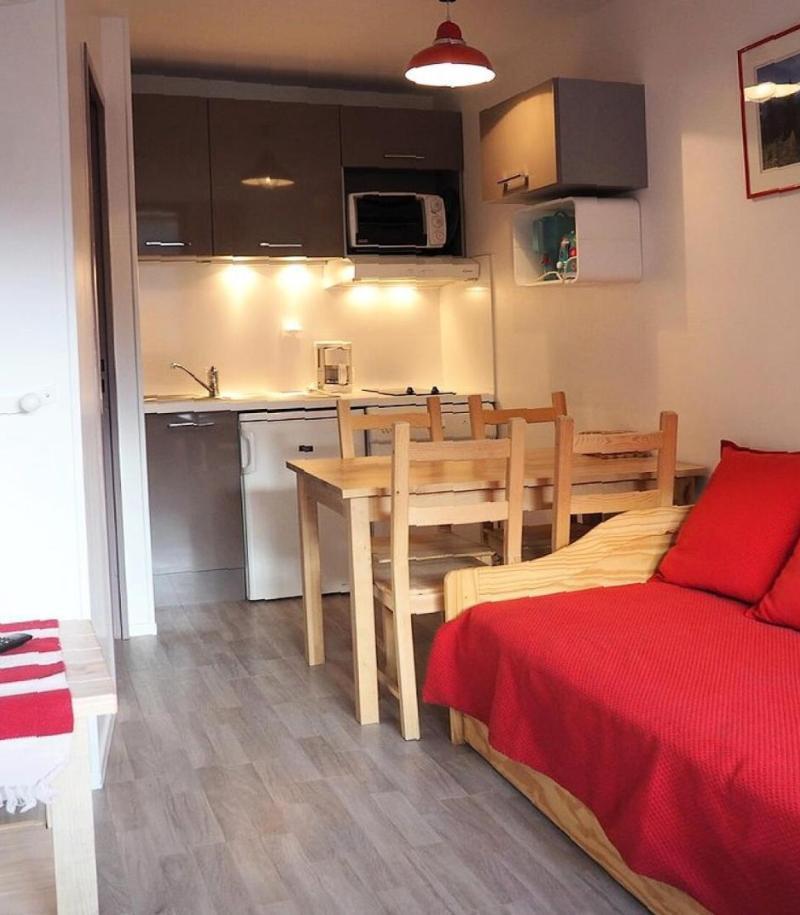 Residence Boedette D - Appartement Renove · Depart Et Retour Skis Aux Pieds · Balcon Mae-1214