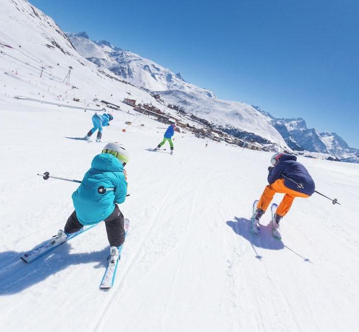 Comfort Apartment, Non Smoking, Mountain View (1 Queen Bed, 4 Twin Beds, 2 Double Beds and 1 Twin Bunk Bed) – Chalet Alpe Two 1850 M - Alpe D'huez