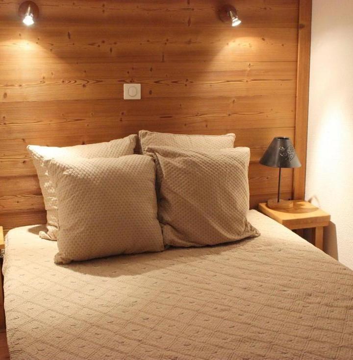 One-Bedroom Apartment (4 Adults) (Bedroom#1: 2 single beds and 1 bunk bed) – Eskival Appartements Vti