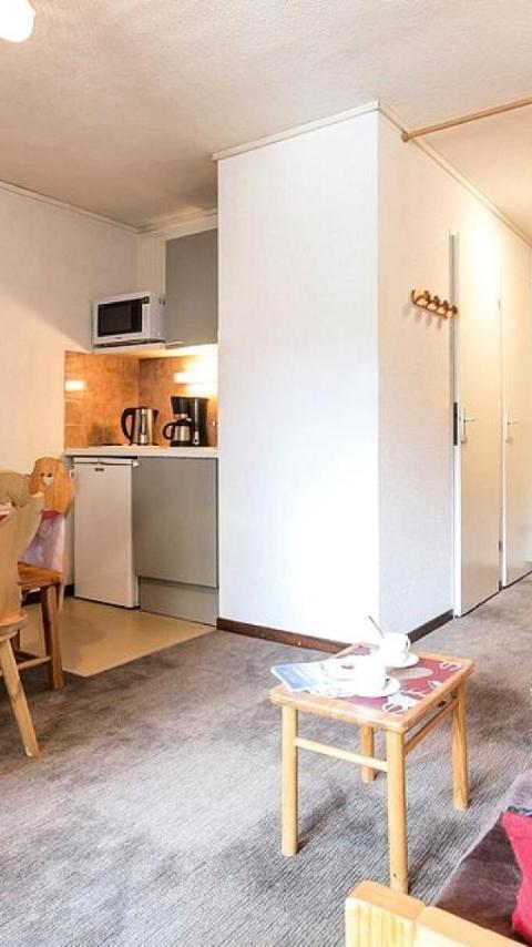 Residence Ski Soleil - Appartement Fonctionnel · Depart Ski Aux Pieds · Balcon Loggia Ouest Mae-1594 – Les Menuires