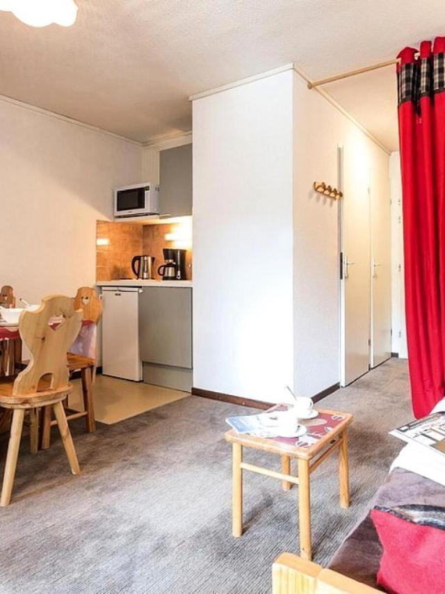 Residence Ski Soleil - Appartement Fonctionnel · Depart Ski Aux Pieds · Balcon Loggia Ouest Mae-1594