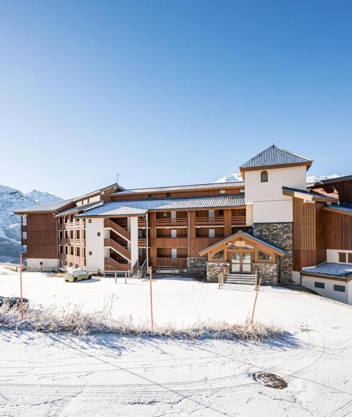 Superior One-Bedroom Apartment with Balcony (3 single beds) – Appartement Les Menuires