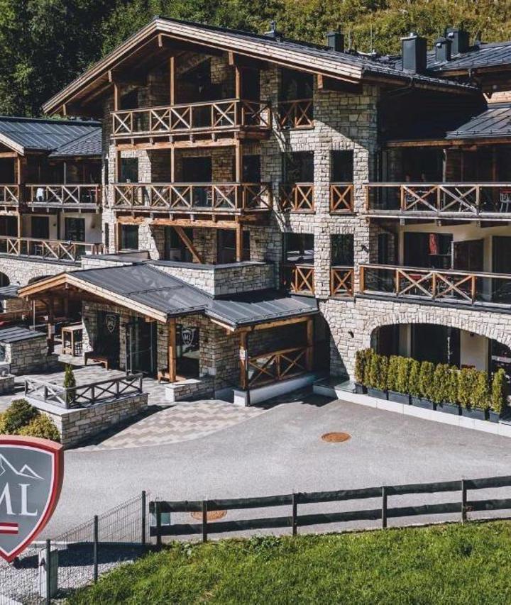 One-Bedroom Suite – Avenida Mountain Lodges Saalbach by Alpin Rentals