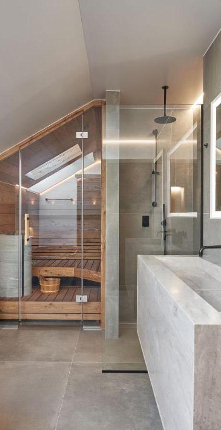 Central, Luxury, Chalet-Style Penthouse Apartment – billede 2