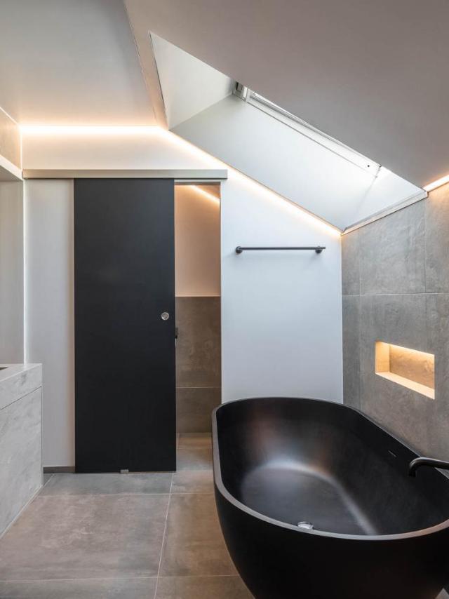 Central, Luxury, Chalet-Style Penthouse Apartment – billede 3