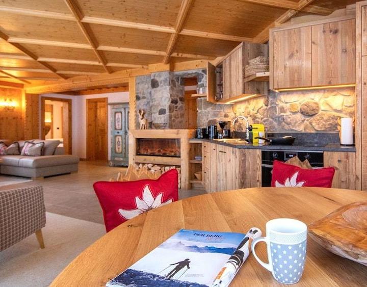 Apartment (3 Double Beds, 1 Bed and 1 Double Sofa Bed) – Landhaus Simone - Alpenfeuer Joker Card