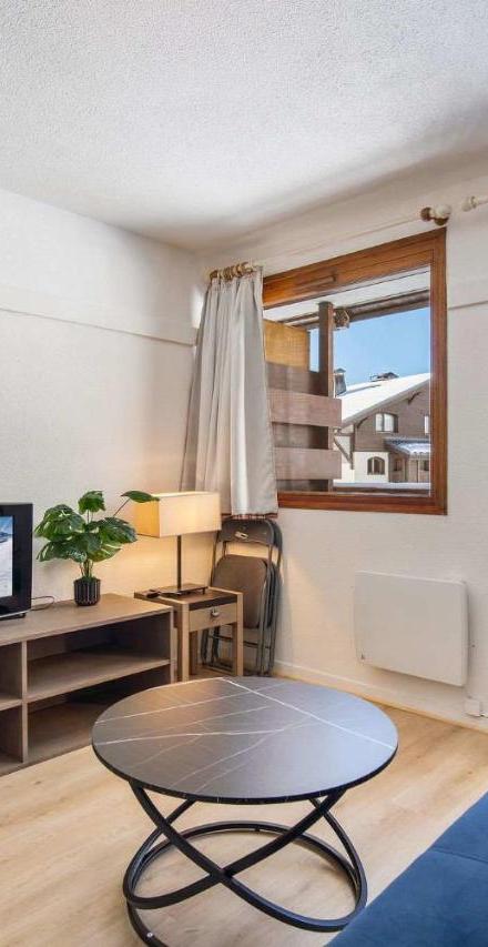 One-Bedroom Apartment with Balcony and Mountain View (1 double bed) - Free WiFi – Mountain View Ski-In And Ski-Out Apartment - la Reine Blanche