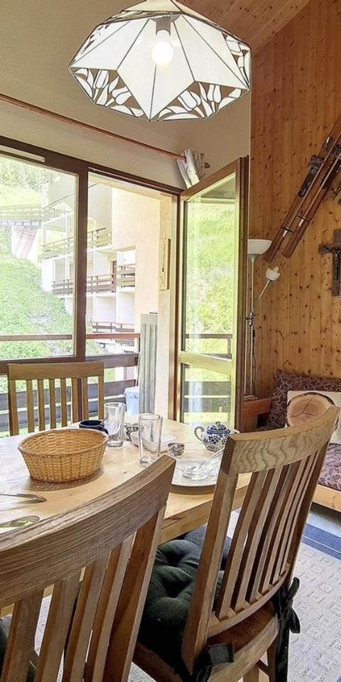 Appartement Fonctionnel Aux Menuires, Proche Des Pistes Avec Balcon Et Garage - Fr-1-344-1064 – Les Menuires