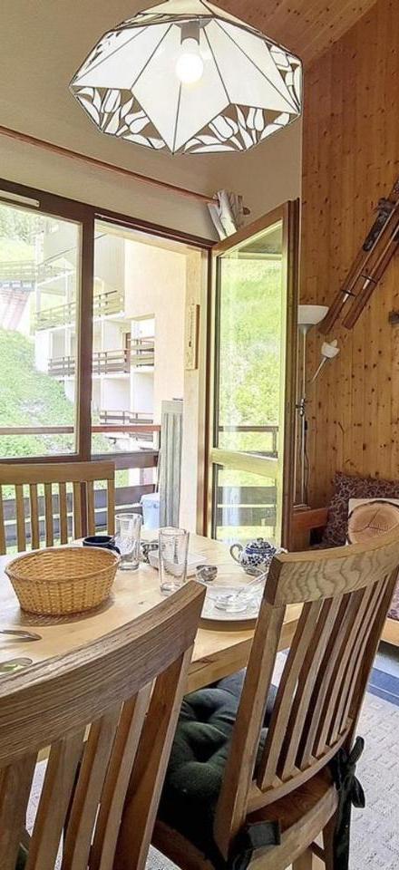 Apartment - Free WiFi – Appartement Fonctionnel Aux Menuires, Proche Des Pistes Avec Balcon Et Garage - Fr-1-344-1064