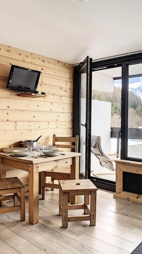 Residence Dorons - Studio Renove · Centre Station · Balcon Mae-1904 – Les Menuires