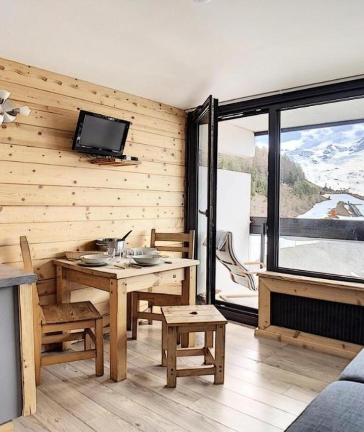 Studio – Residence Dorons - Studio Renove · Centre Station · Balcon Mae-1904