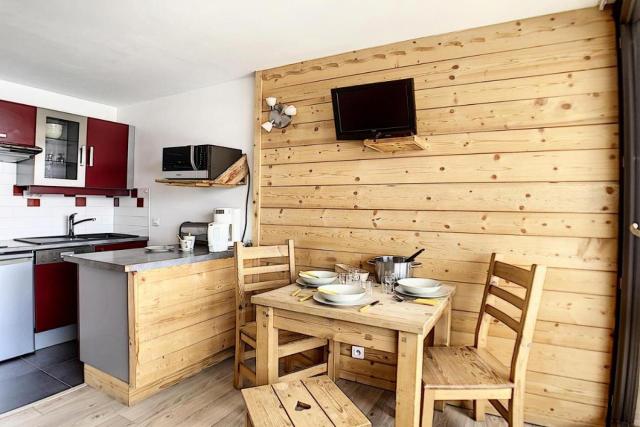 Residence Dorons - Studio Renove · Centre Station · Balcon Mae-1904 – bild 2