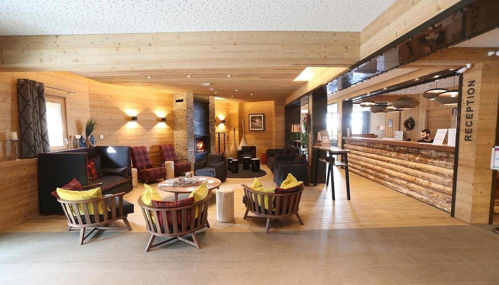 Chalet in France with SPA & Heated Pool, Les Menuires
