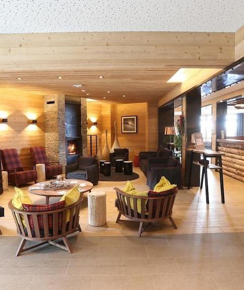 Chalet in France with SPA & Heated Pool – Les Menuires