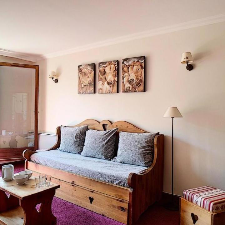 Appartement - Free WiFi – Residence Les Cristaux - Appartement Renove · Proche Des Pistes · Balcon · Sauna · Wifi · Hammam Mae-0424