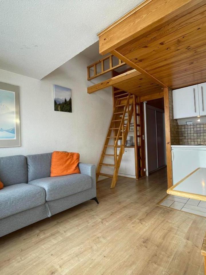 Studio (Bedroom#1: 1 double bed) – Studio Mezzanine Economique Pour 2 Avec Balcon - Animaux Admis - Fr-1-452-152