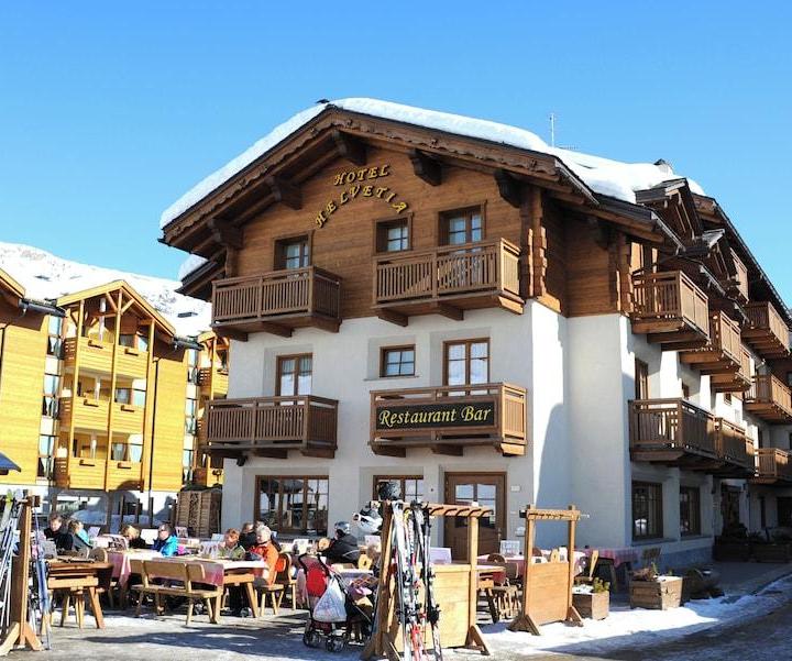 DOUBLE ROOM STANDARD – Helvetia