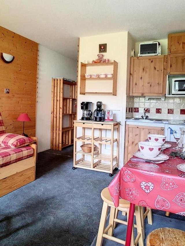 Residence Asters A2 - Studio Cabine Agreable · Proche Des Pistes · Balcon · Parking Exterieur Mae-1364