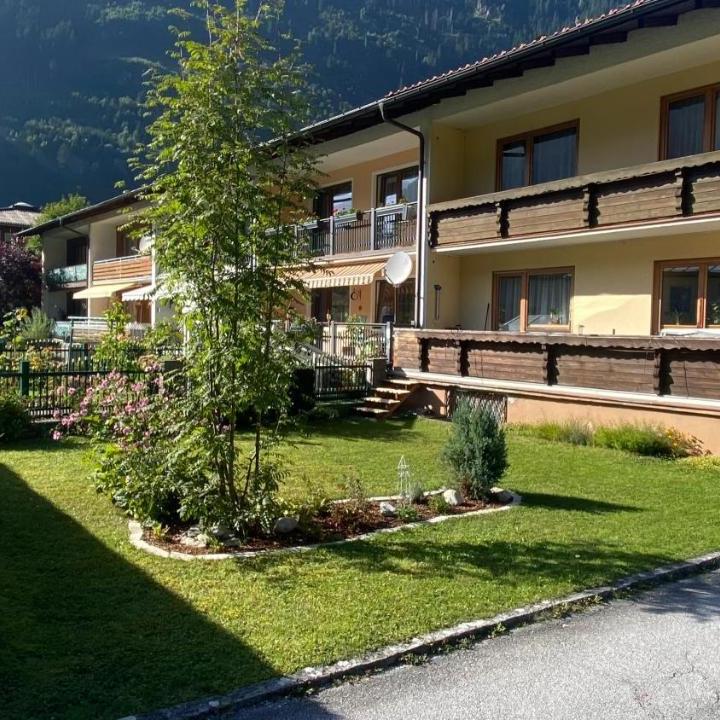 Apartment with Shower (1 bunk bed) - Free WiFi – Appartement Schareckblick