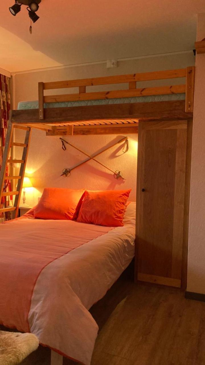 One-Bedroom Apartment (1 sofa bed) – Chez Papi Fernand la Montagnette