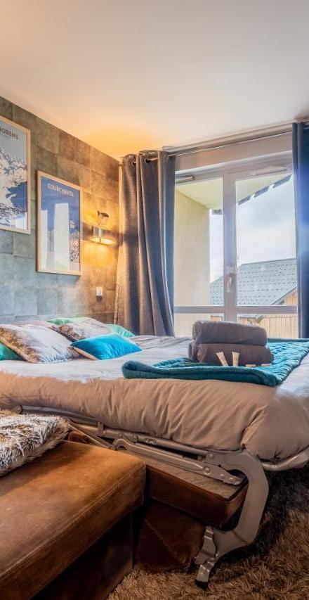 Apartment (2 single beds) - Free WiFi – Slope Front Ski-In Out Escape Spacious Apartment- in the Center of Val Thorens