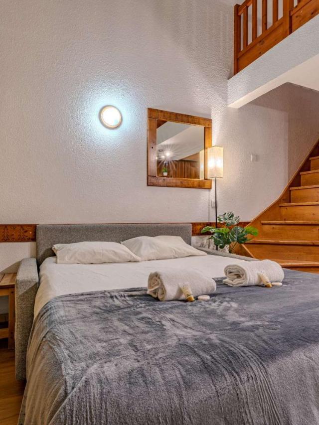 Cozy Duplex with Balcony, Parking & Mountain View - Residence Le Silveralp – bild 7