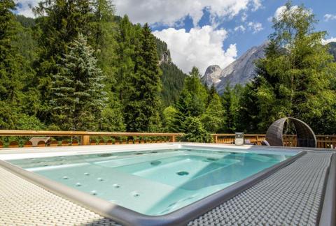 Residence Cirelle Suite & SPA – Canazei