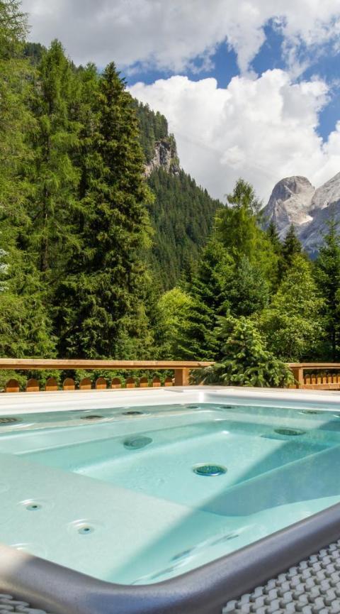 Residence Cirelle Suite & SPA – Canazei