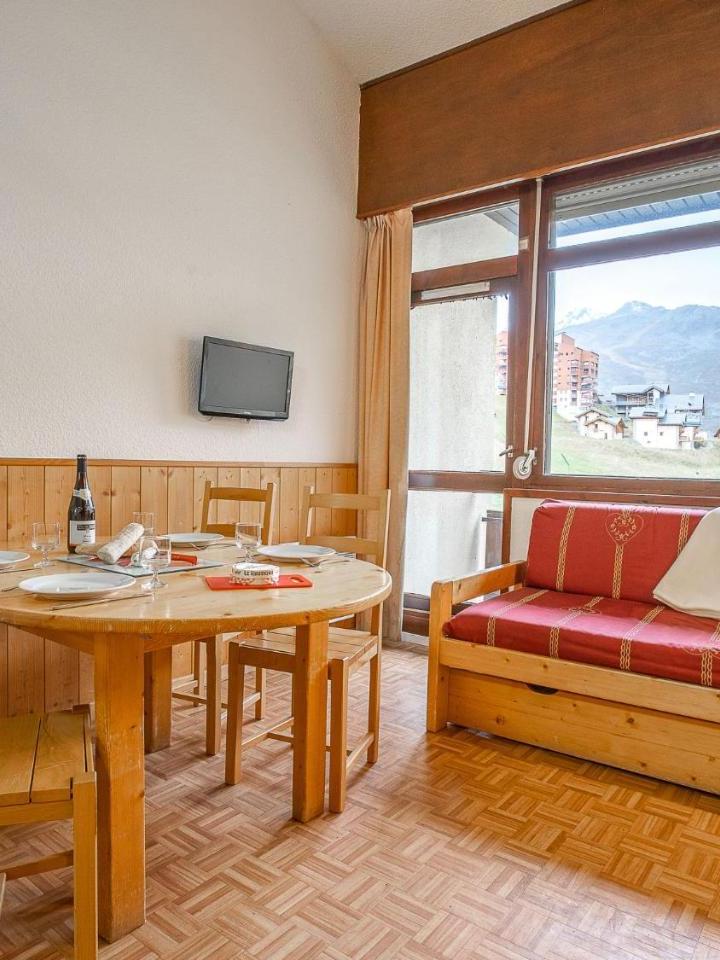 Apartment (1 double bed) – Apartment Asters 1203 Batiment B4 by Interhome