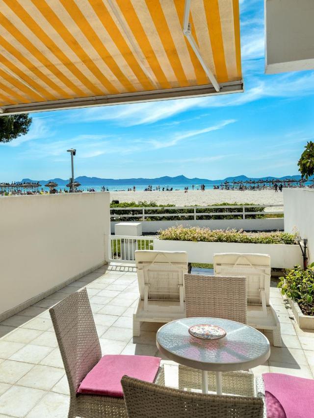 2 Bedrooms Apartment with Direct Access To the Alcudia Beach Cbl4