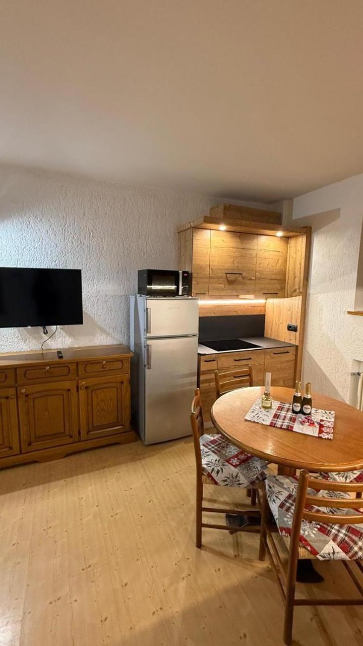 One-Bedroom Apartment (1 large bed) - Free WiFi – Sottobosco Livigno