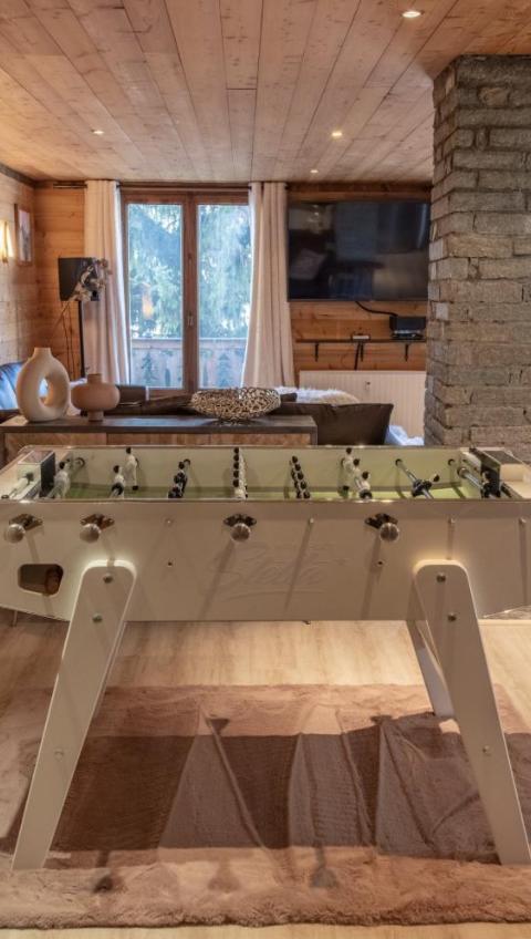 Chalet Magique - Luxury Catered Chalet - 4 En-Suite Bedrooms - Sauna - Private Home Cinema - Ideal Location in Center of Alpe D'huez - 10 People – Alpe d'Huez