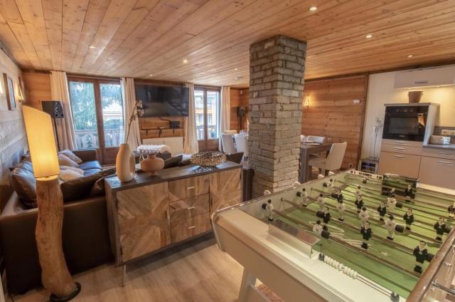 Chalet Magique - Luxury Catered Chalet - 4 En-Suite Bedrooms - Sauna - Private Home Cinema - Ideal Location in Center of Alpe D'huez - 10 People – billede 10