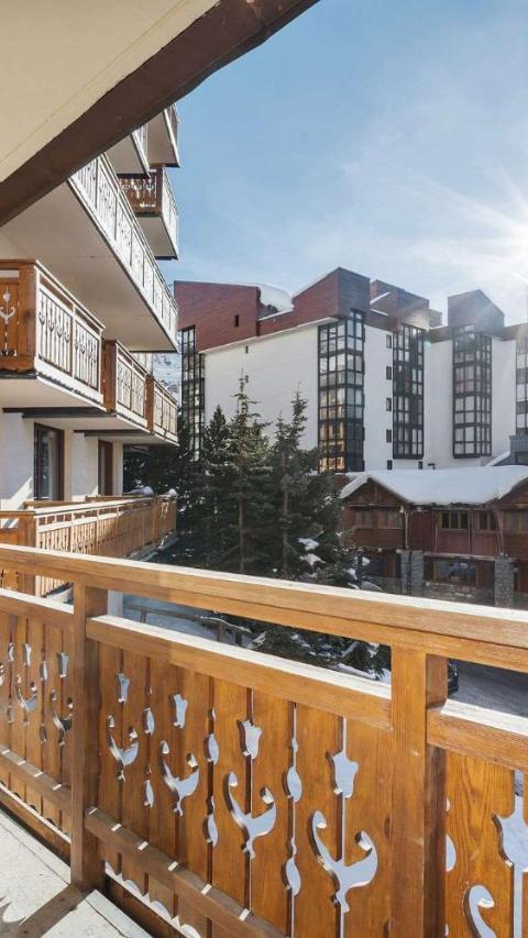 Ski-In Ski-Out Val Thorens Fully Renovated Central with Panoramic Views – Val Thorens