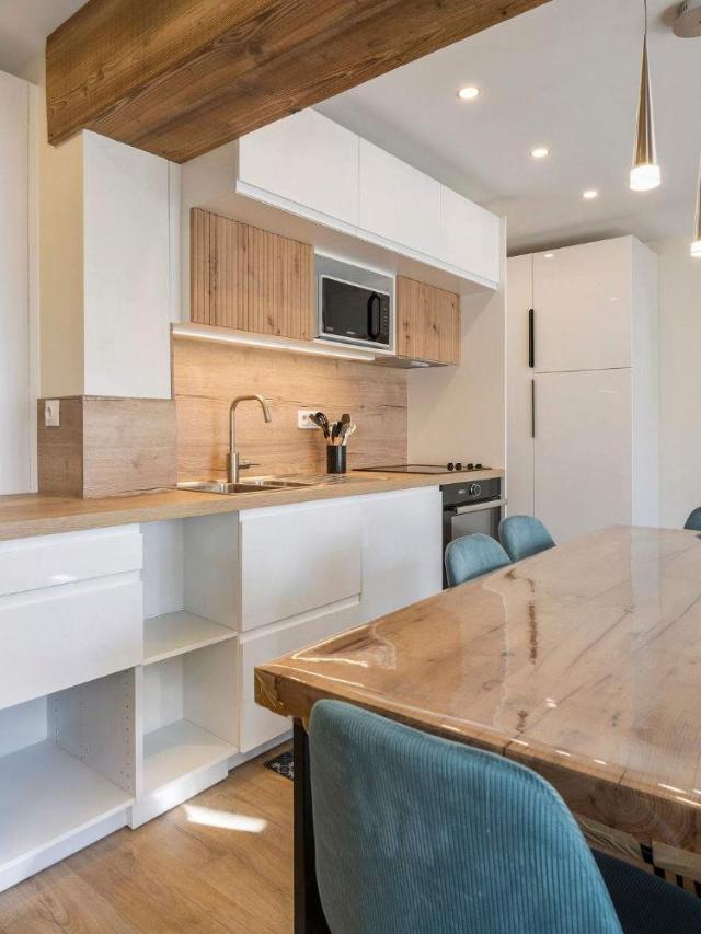 Ski-In Ski-Out Val Thorens Fully Renovated Central with Panoramic Views – bild 6