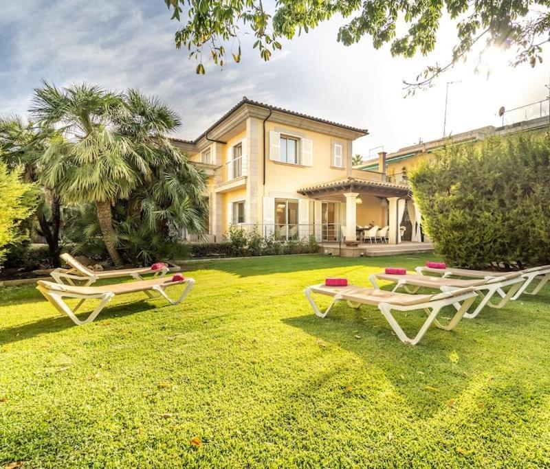 Magnifica Villa En de Playa de Muro