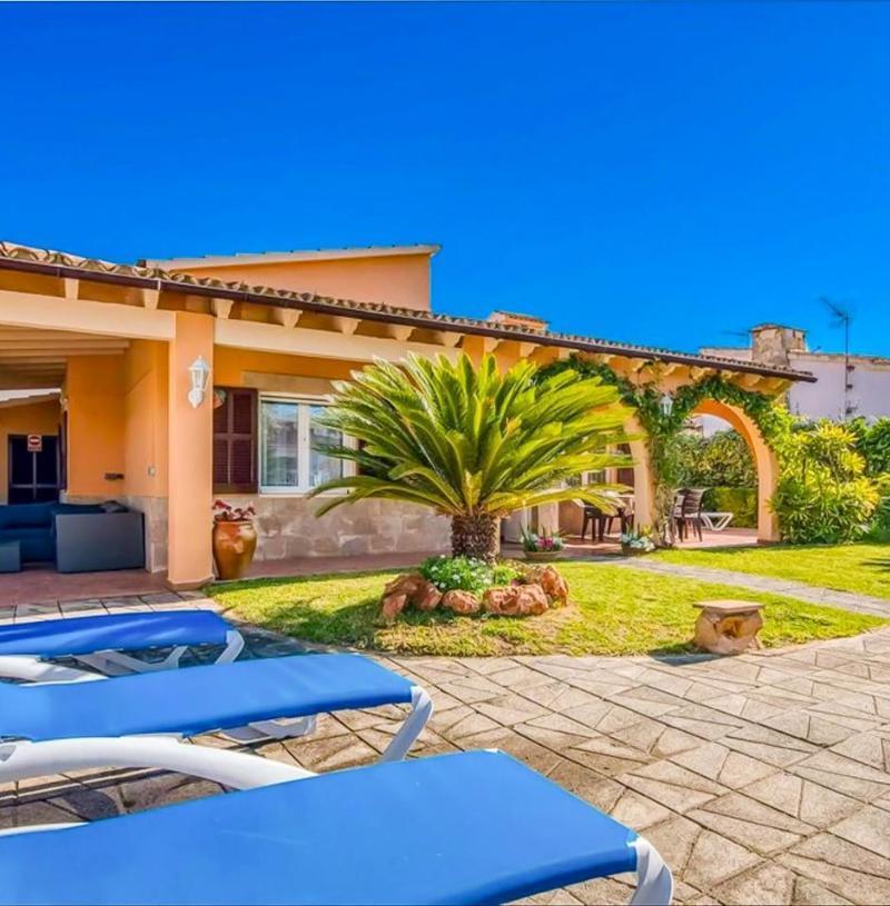 Villa Bellota by Sealand Villas