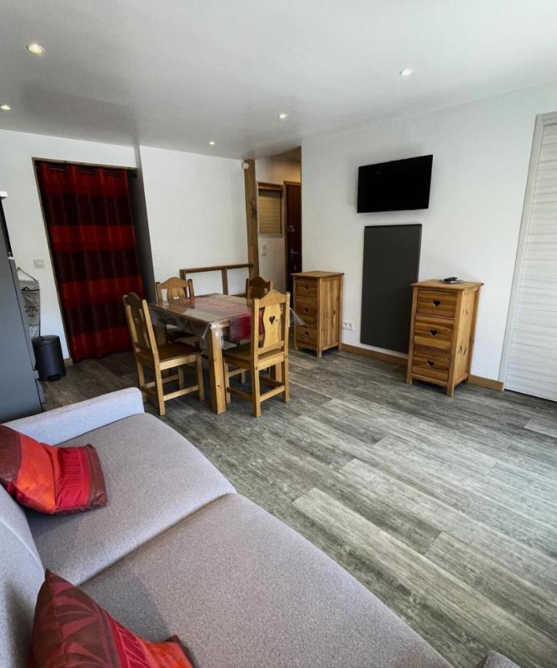 Residence Oisans - Studio Pour 4 Entierement Renove Ski Aux Pieds Au Coeur Des Menuires Mae-5514