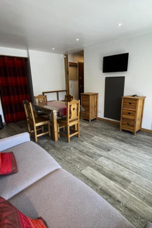 Residence Oisans - Studio Pour 4 Entierement Renove Ski Aux Pieds Au Coeur Des Menuires Mae-5514