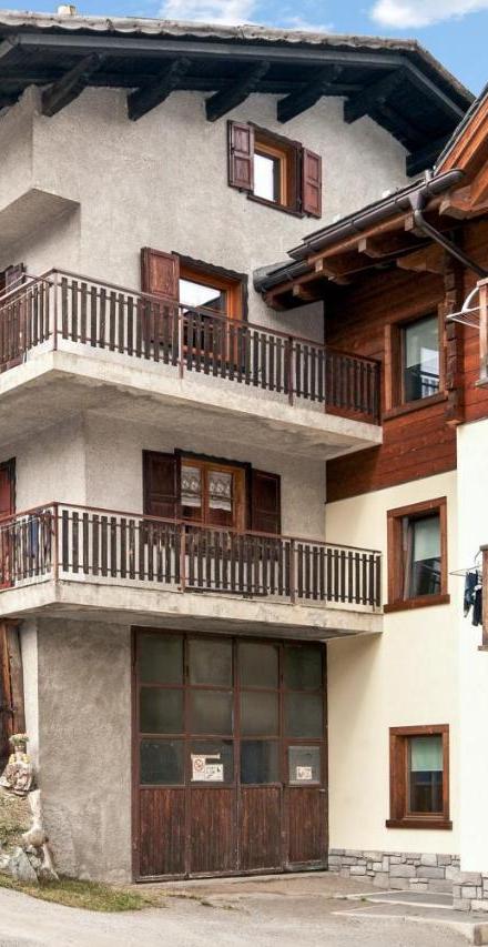 Comfortable Apartment in Livigno with Balcony – billede 1