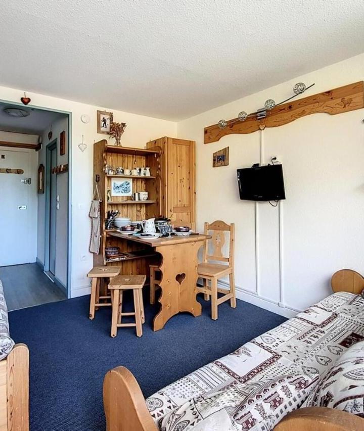 Studio – Residence Chaviere - Studio Agreable · Au Pied Des Pistes. Balcon Nord Mae-1944