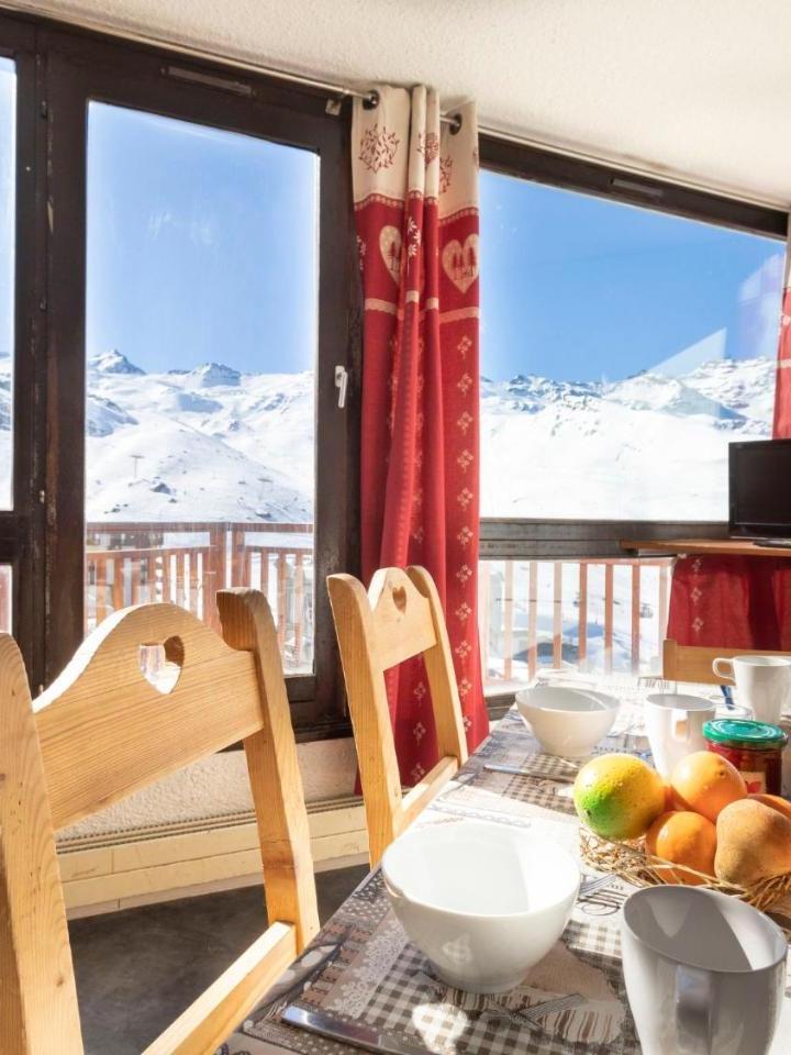 Studio (1 sofa bed) – Apartment Trois Vallees 517 by Interhome