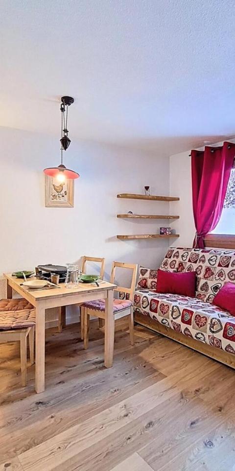 Residence Carlines II - Appartement Lumineux · Acces Direct Aux Pistes · Balcon Vue Sur Les Pistes Mae-2234 – Les Menuires
