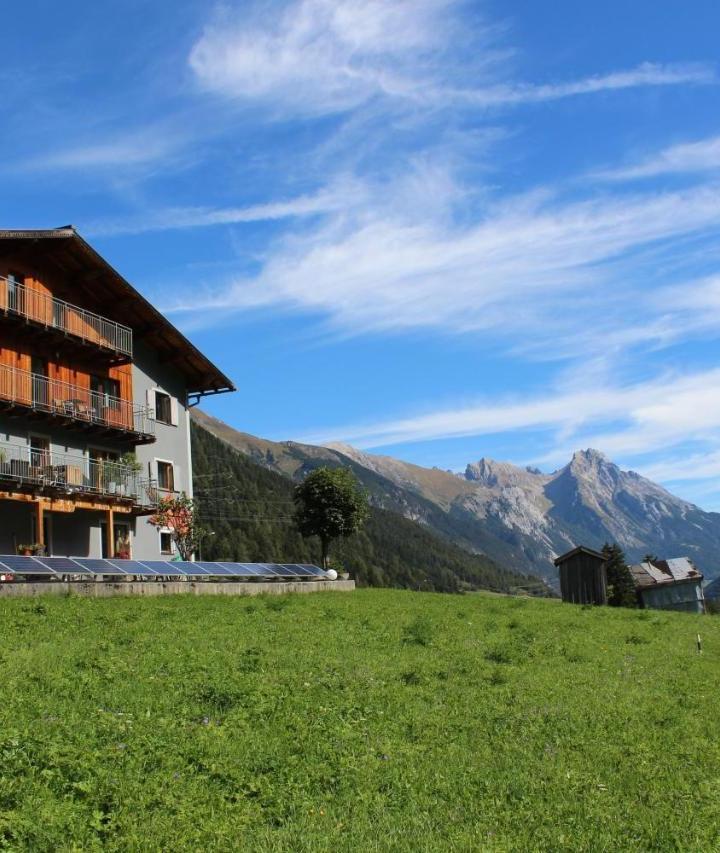 Apartment (6 Adults) (1 large bed) - Free WiFi – Gastehaus Kolp