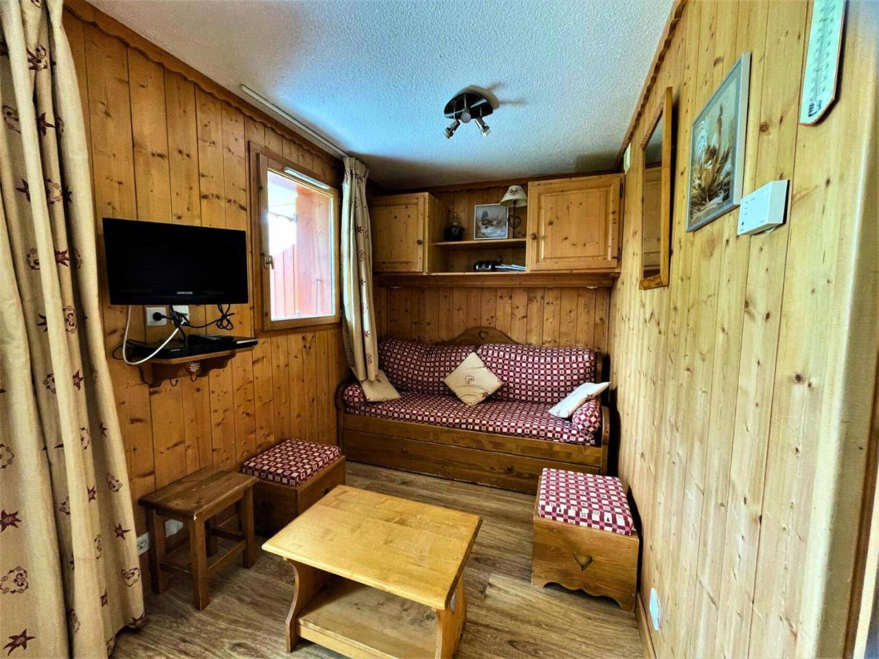 Residence Courmayeur - Appartement En Bord de Piste Aux Menuires Pour 4 Personnes Mae-3954, Les Menuires
