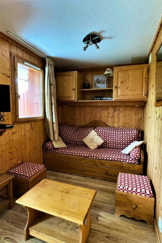 Residence Courmayeur - Appartement En Bord de Piste Aux Menuires Pour 4 Personnes Mae-3954